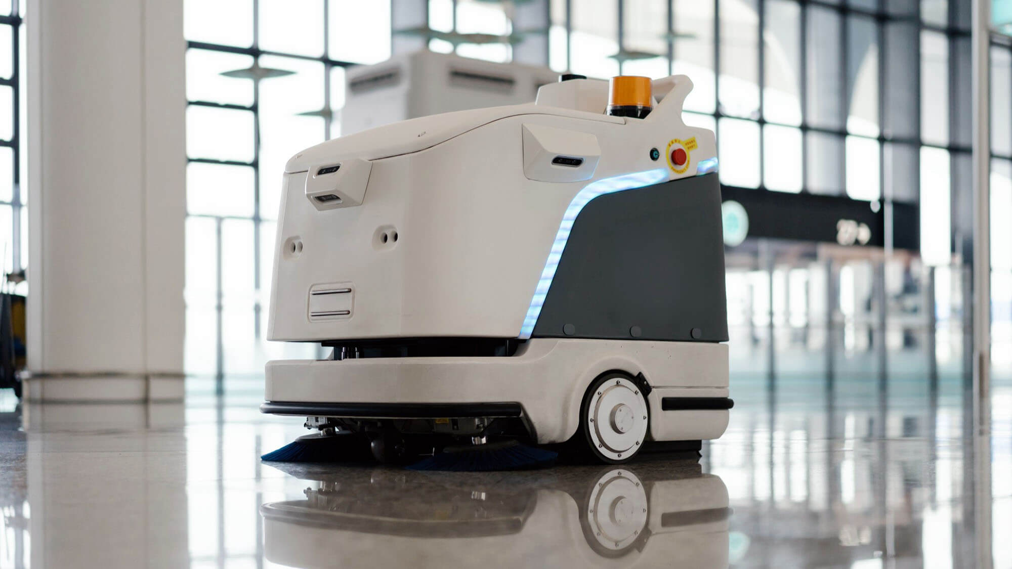 Sweeping robot